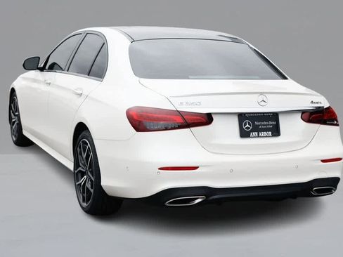 Certified 2022 Mercedes-Benz E 350 4MATIC Sedan image 7