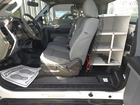 Used 2015 Ford F250 XL w/ Power Equipment Group RWD image 14