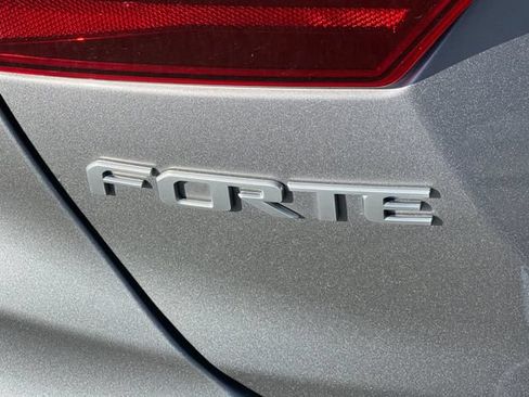 Certified 2024 Kia Forte LXS FWD image 32