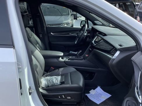 Used 2023 Cadillac XT6 Sport image 15
