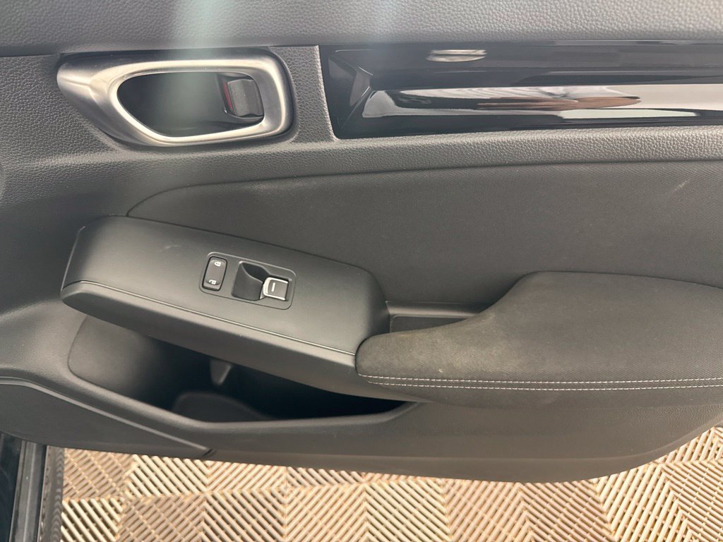 Used 2024 Honda Civic EX image 21