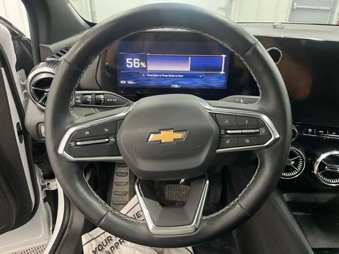 Used 2024 Chevrolet Blazer EV LT AWD/4WD image 22