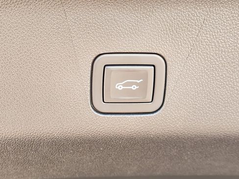 Used 2023 Cadillac Escalade Sport Platinum w/ LPO, ONYX Package image 35