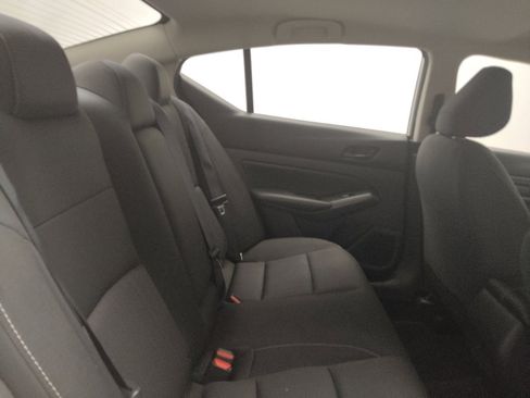 Used 2023 Nissan Altima 2.5 S FWD image 19