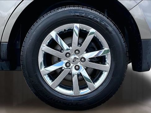 Used 2013 Ford Edge SEL FWD image 27