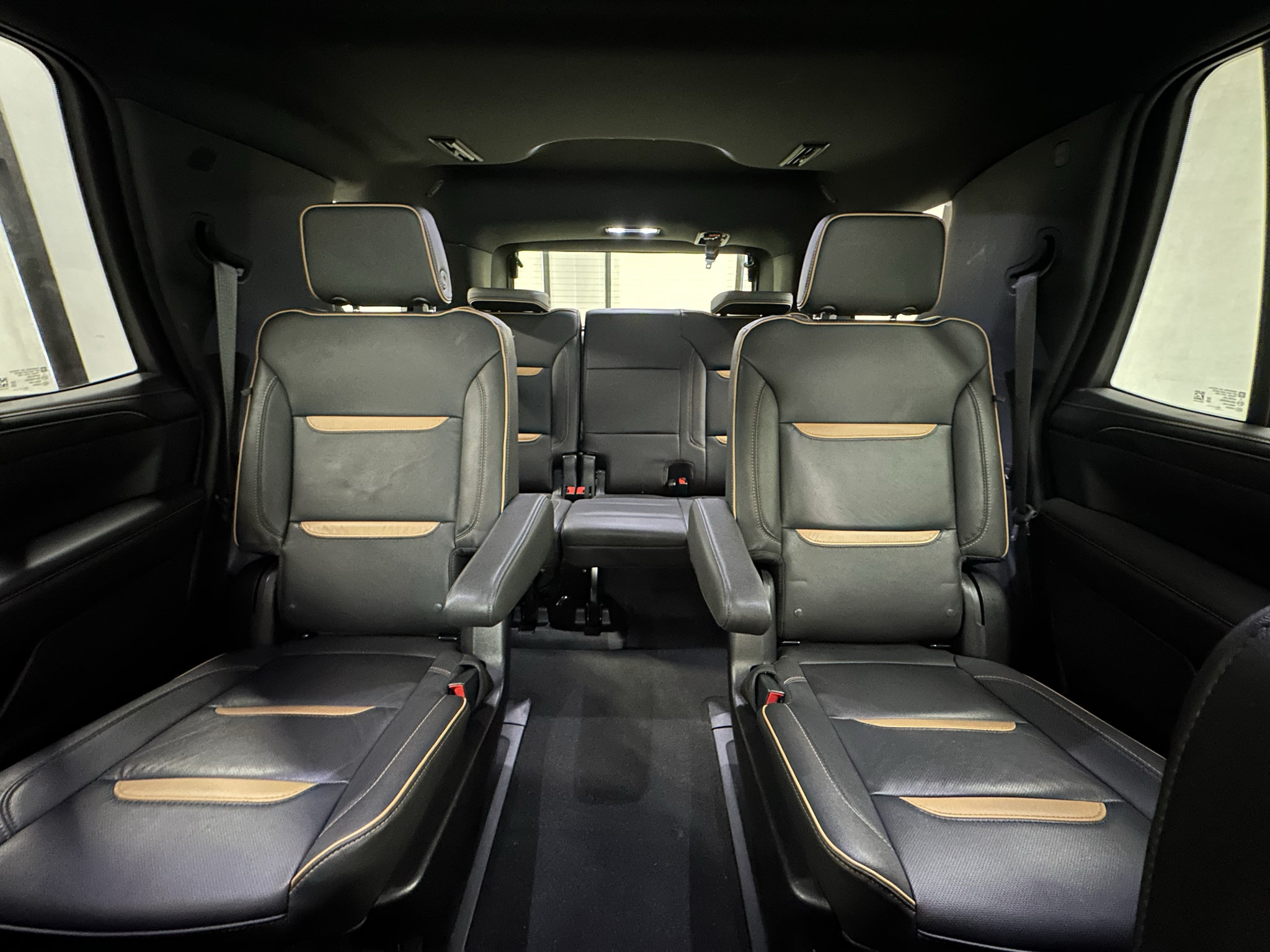 Certified 2023 GMC Yukon AT4 w/ Technology Package AWD/4WD image 35