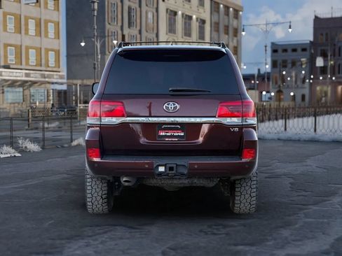 Used 2016 Toyota Land Cruiser AWD/4WD image 5