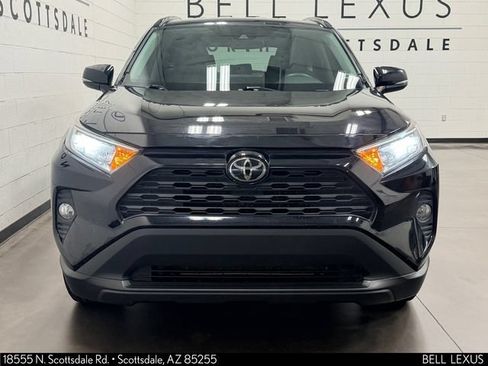 Used 2021 Toyota RAV4 XLE FWD image 9