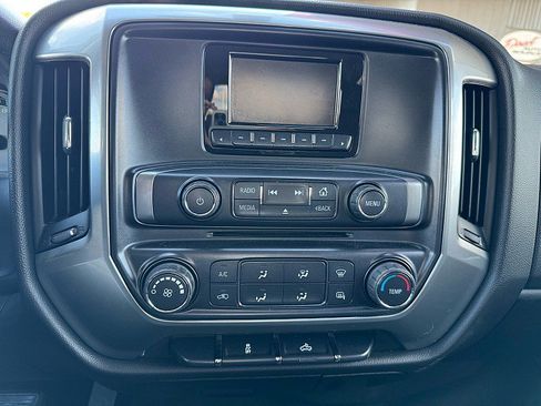 Used 2015 Chevrolet Silverado 1500 LT image 18