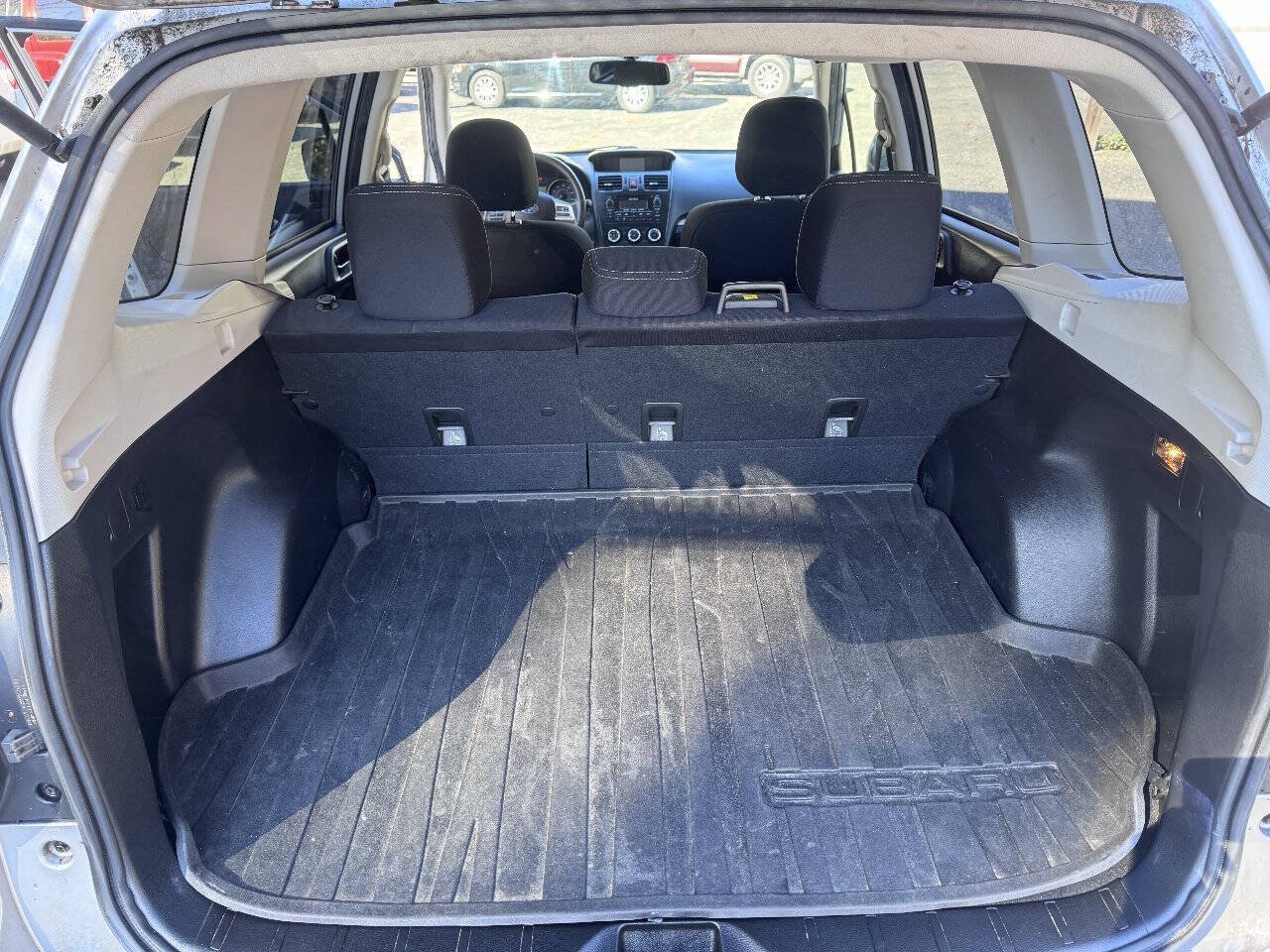 Used 2014 Subaru Forester 2.5i Premium w/ All-Weather Package AWD/4WD image 9