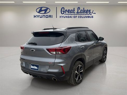 Used 2021 Chevrolet TrailBlazer RS w/ Sun and Liftgate Package image 5