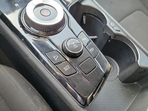 Used 2023 Kia Sportage LX AWD/4WD image 36