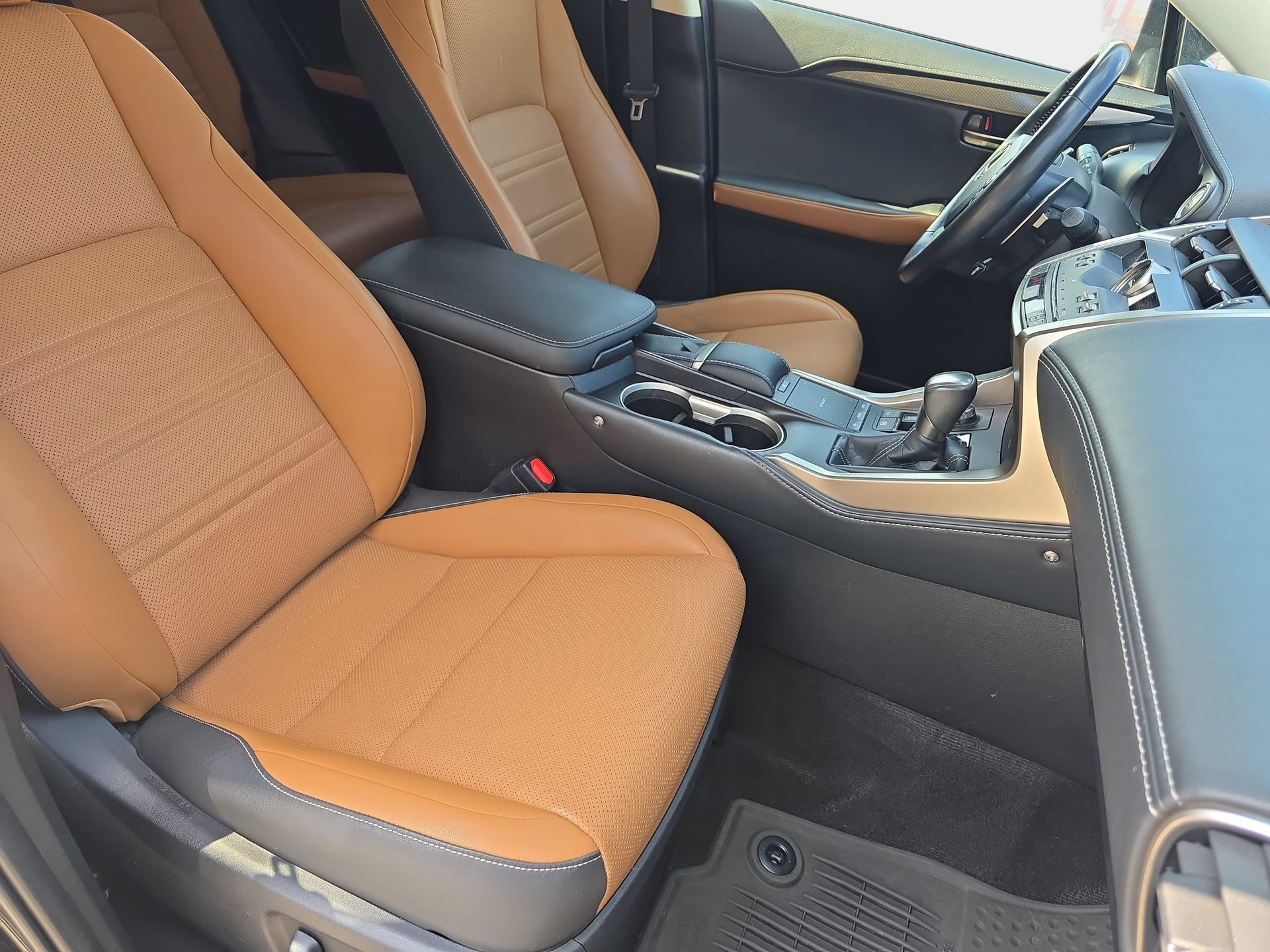 Used 2018 Lexus NX 300 AWD w/ Premium Package image 10
