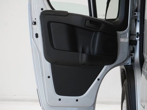 Used 2026 RAM ProMaster 2500 w/ Convenience Group image 16