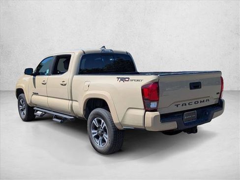 Used 2019 Toyota Tacoma TRD Sport RWD image 8