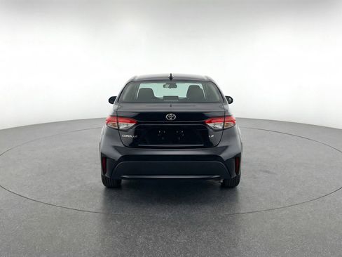 Used 2025 Toyota Corolla LE FWD image 7
