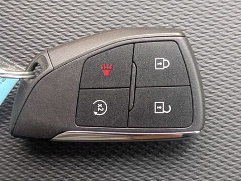 Used 2026 Chevrolet Equinox LT FWD image 33
