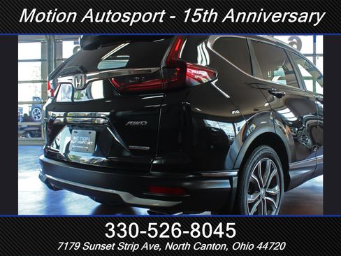 Used 2020 Honda CR-V Touring image 11