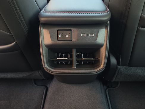 New 2026 Dodge Charger R/T AWD/4WD image 28