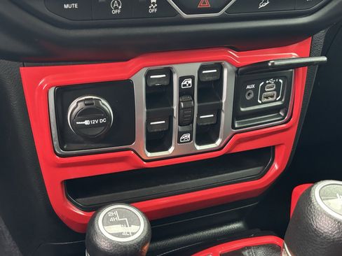 Used 2020 Jeep Wrangler Unlimited Sport S image 26