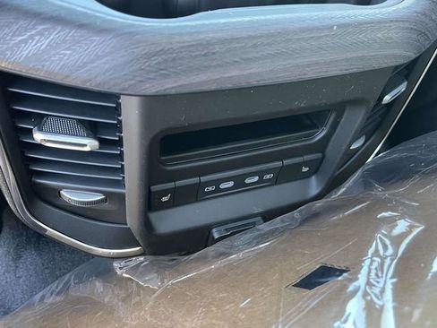 New 2026 RAM 1500 Laramie w/ Night Edition AWD/4WD image 17