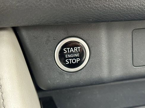 Used 2023 Nissan Rogue SL w/ SL Premium Package image 20