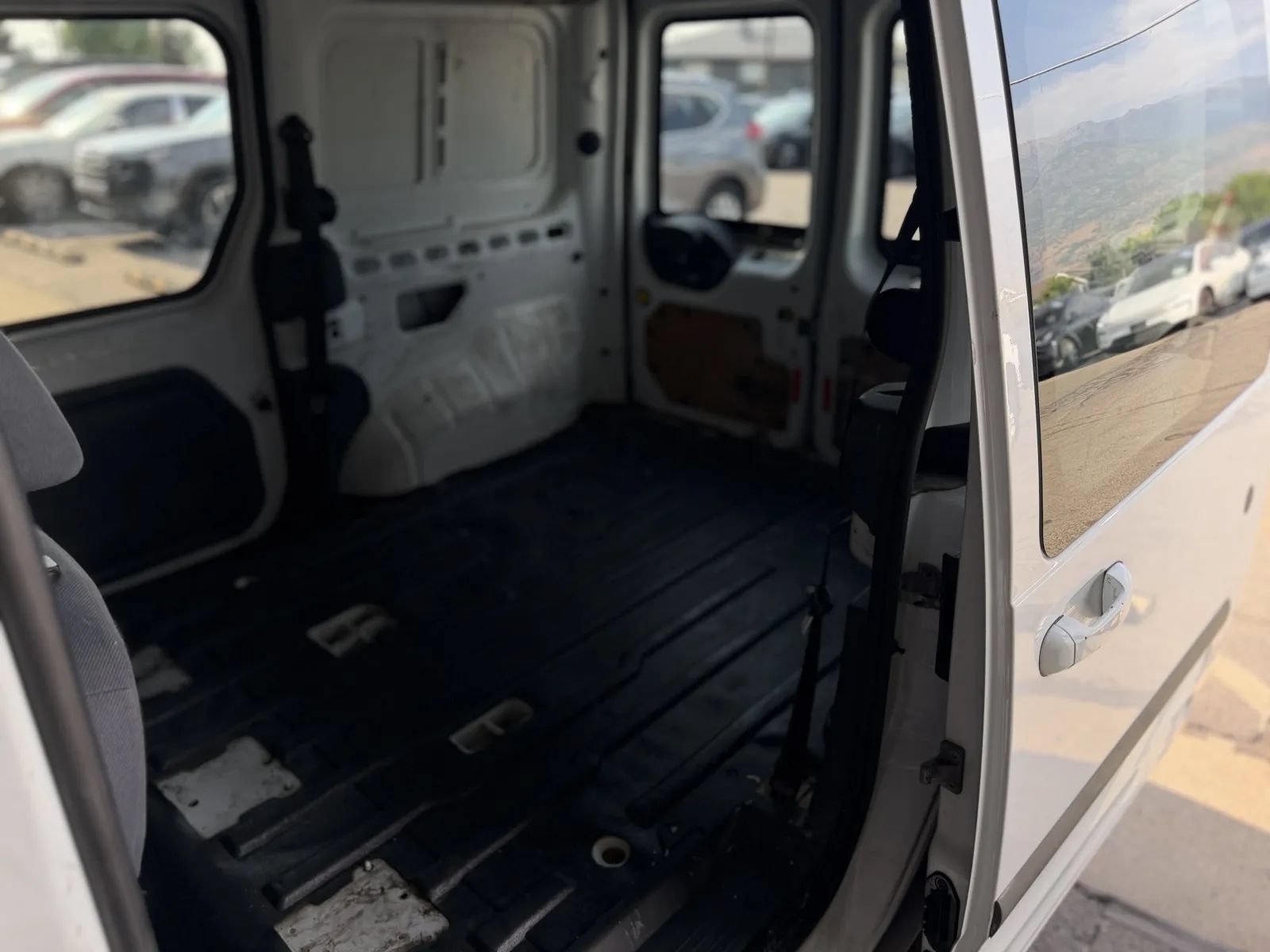 Used 2012 Ford Transit Connect XLT FWD image 24