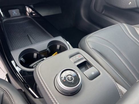 Used 2024 Ford Mustang Mach-E Premium AWD/4WD image 18