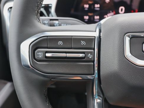 New 2026 GMC Canyon Elevation w/ Convenience Package image 22