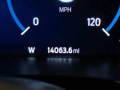 Used 2023 Ford F150 Lariat w/ Equipment Group 502A High image 29