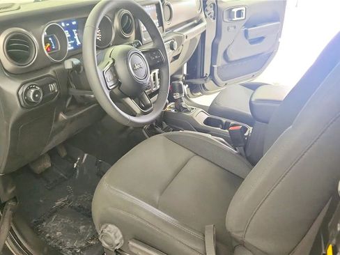 Used 2023 Jeep Wrangler Sport AWD/4WD image 21