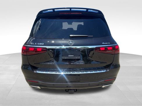 New 2026 Mercedes-Benz GLS 580 4MATIC image 4