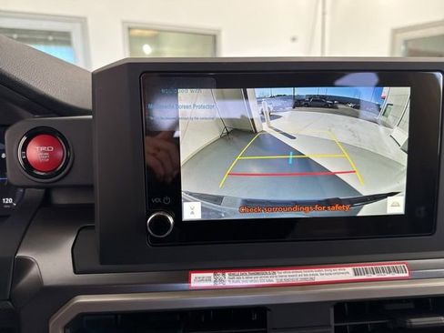 New 2025 Toyota Tacoma TRD Off-Road image 22