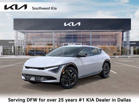 New 2025 Kia EV6 Wind RWD image 1