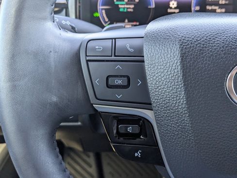 Used 2025 Toyota Camry XSE image 24