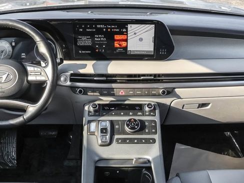 Certified 2023 Hyundai Palisade SEL image 30