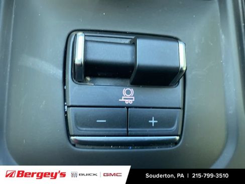 Certified 2025 GMC Sierra 1500 AT4 AWD/4WD image 43