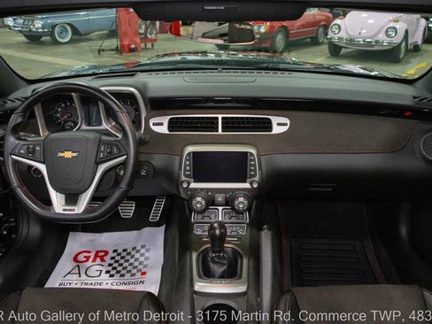 Used 2013 Chevrolet Camaro ZL1 RWD image 17