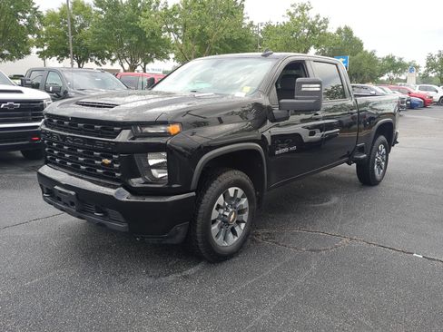 Used 2023 Chevrolet Silverado 2500 Custom w/ Custom Value Package AWD/4WD image 5