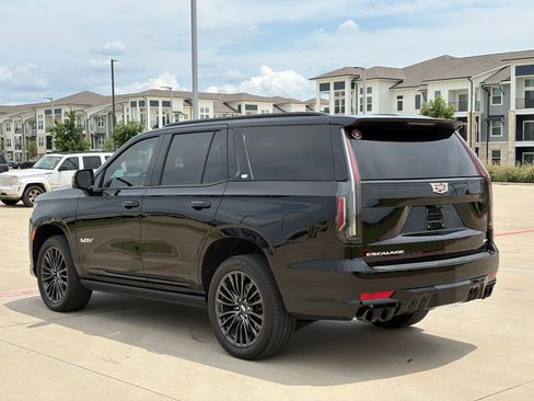 Used 2023 Cadillac Escalade V w/ LPO, Floor Liner Package AWD/4WD image 5