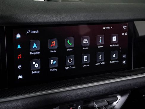Certified 2025 Porsche Cayenne Coupe AWD/4WD image 22