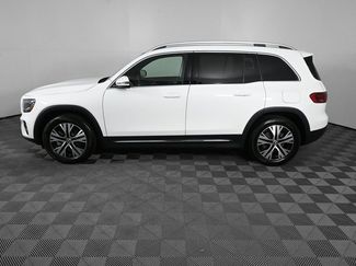 Used 2025 Mercedes-Benz GLB 250 video 3