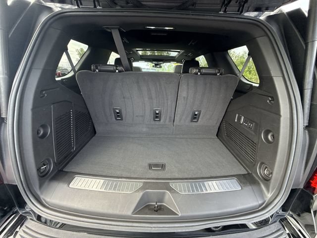 Certified 2024 GMC Yukon AT4 w/ AT4 Premium Plus Package AWD/4WD image 27
