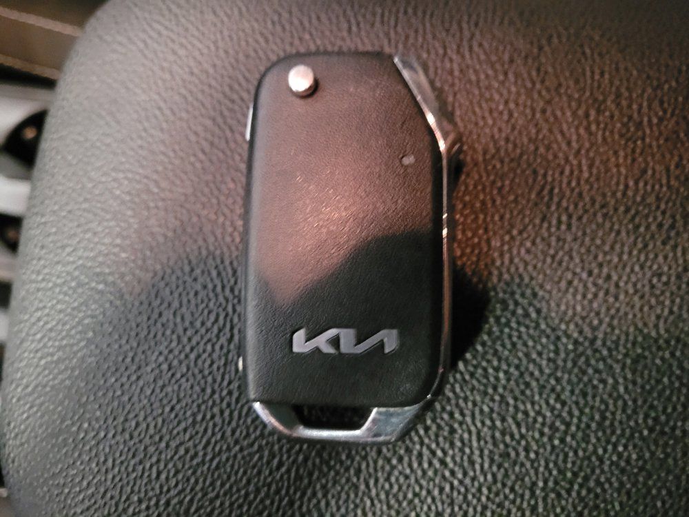 Used 2023 Kia Forte LXS FWD image 32