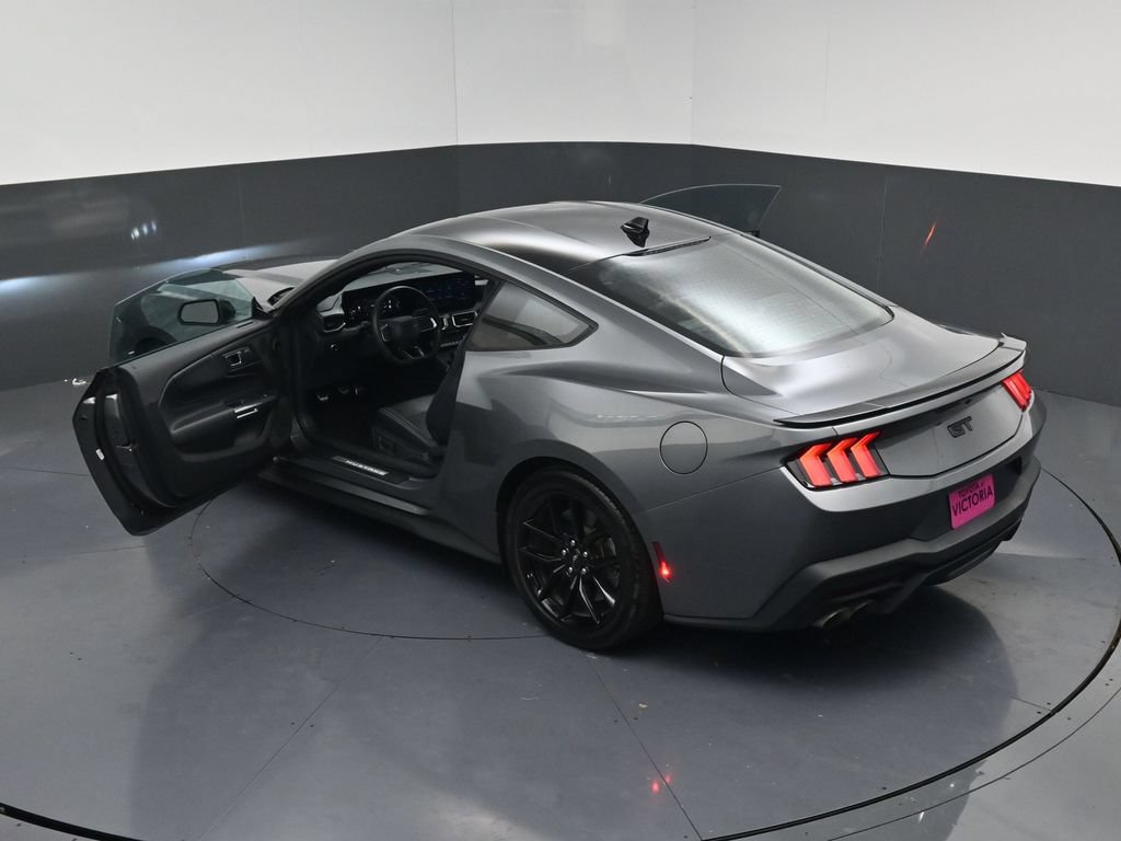 Used 2025 Ford Mustang GT Premium RWD image 24
