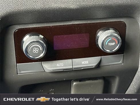 Certified 2025 Chevrolet Traverse LT w/ Driver Confidence Package image 34