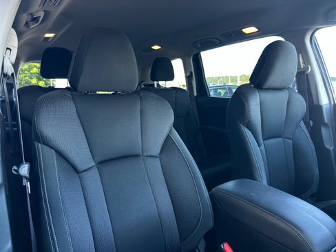 Used 2020 Subaru Ascent Premium w/ Convenience Package AWD/4WD image 15