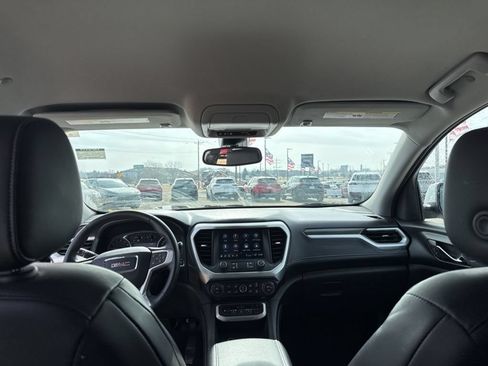 Used 2023 GMC Acadia SLT AWD/4WD image 55