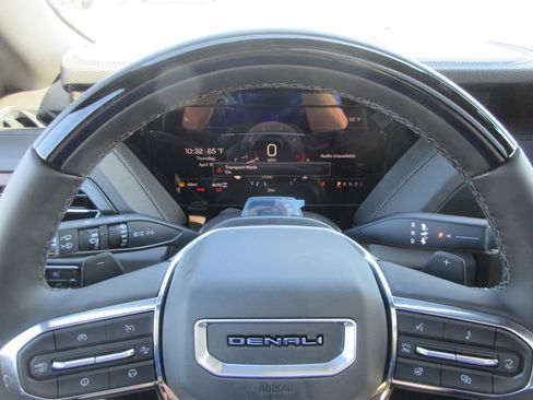 New 2026 GMC Yukon XL Denali image 18