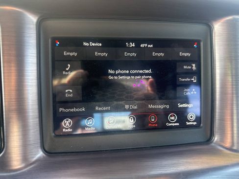 Used 2018 Dodge Charger SXT w/ Blacktop Package RWD image 38